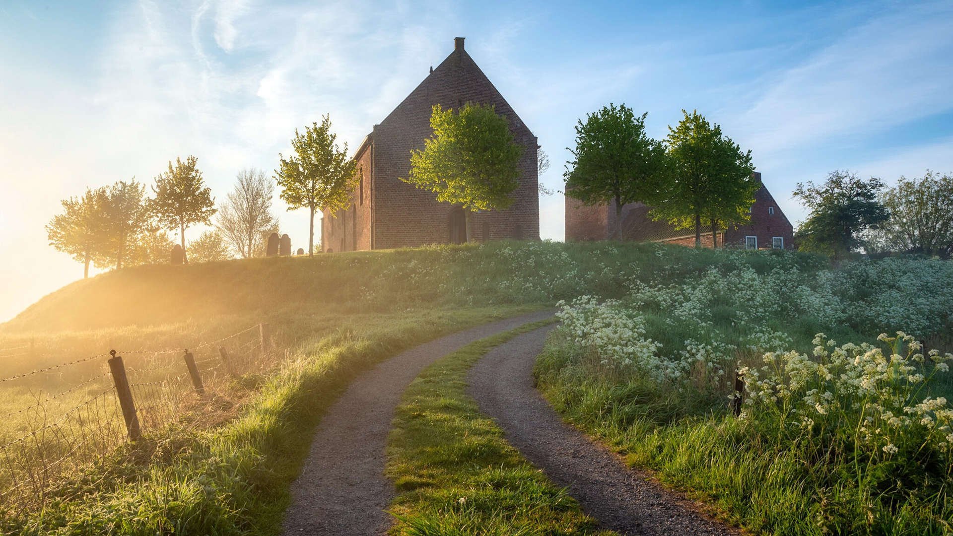开云体育在线-多特蒙德友谊赛横扫卡塔尔，卢卡库独造三球当选关键先生